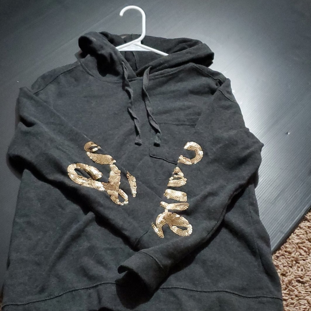 Hooded ahirt